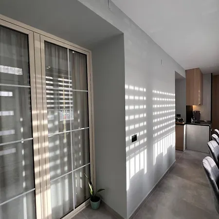 Bici Elegant Luxury Vollga Apartment