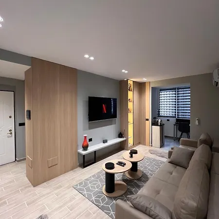 Bici Elegant Luxury Vollga Apartment